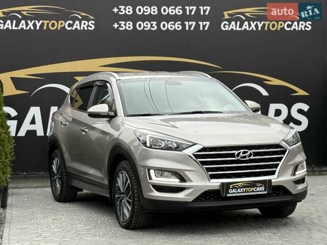 Бежевый Хендай Туксон, объемом двигателя 2 л и пробегом 92 тыс. км за 20900 $, фото 9 на Automoto.ua
