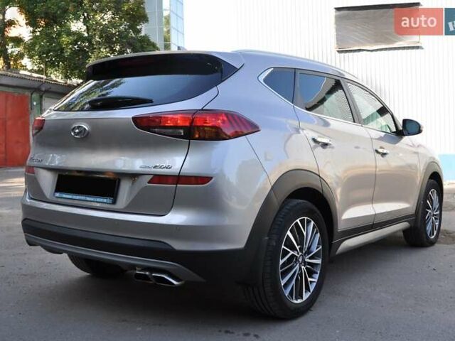 Бежевый Хендай Туксон, объемом двигателя 2 л и пробегом 58 тыс. км за 25000 $, фото 10 на Automoto.ua