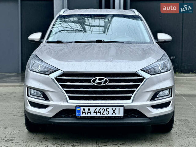 Бежевий Хендай Туксон, об'ємом двигуна 2 л та пробігом 151 тис. км за 19500 $, фото 7 на Automoto.ua