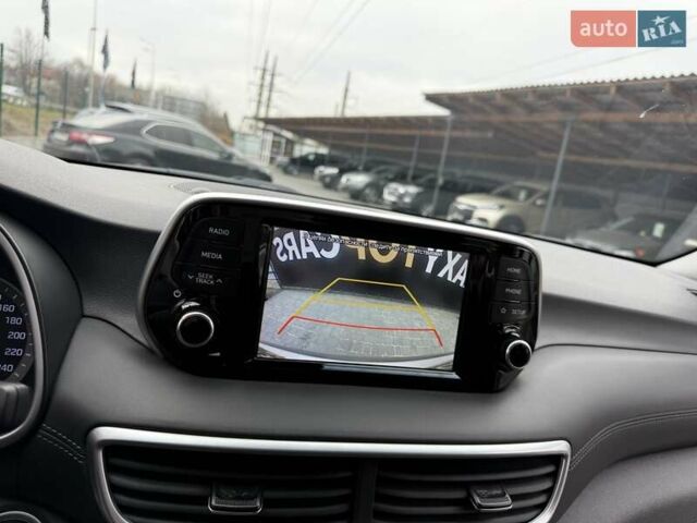 Бежевый Хендай Туксон, объемом двигателя 2 л и пробегом 92 тыс. км за 20900 $, фото 40 на Automoto.ua