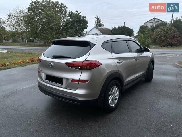 Бежевый Хендай Туксон, объемом двигателя 2 л и пробегом 36 тыс. км за 19400 $, фото 8 на Automoto.ua