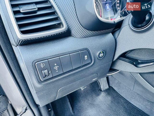 Бежевий Хендай Туксон, об'ємом двигуна 2 л та пробігом 175 тис. км за 15400 $, фото 63 на Automoto.ua
