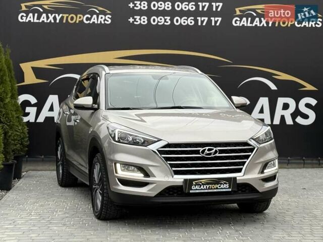 Бежевый Хендай Туксон, объемом двигателя 2 л и пробегом 92 тыс. км за 20900 $, фото 11 на Automoto.ua