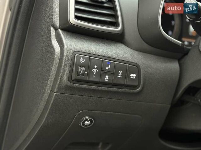 Бежевый Хендай Туксон, объемом двигателя 2 л и пробегом 92 тыс. км за 20900 $, фото 54 на Automoto.ua