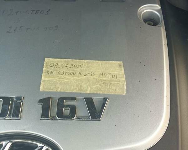 Черный Хендай Туксон, объемом двигателя 2 л и пробегом 236 тыс. км за 6000 $, фото 17 на Automoto.ua