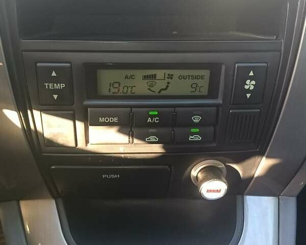 Черный Хендай Туксон, объемом двигателя 2 л и пробегом 236 тыс. км за 6000 $, фото 26 на Automoto.ua