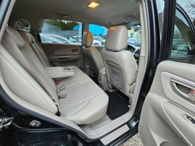 Черный Хендай Туксон, объемом двигателя 0 л и пробегом 235 тыс. км за 3200 $, фото 6 на Automoto.ua