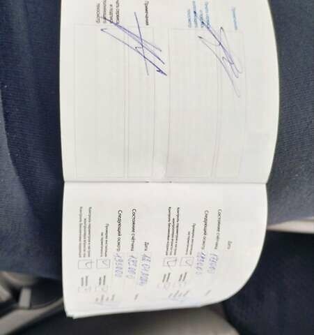 Чорний Хендай Туксон, об'ємом двигуна 1.98 л та пробігом 213 тис. км за 7500 $, фото 16 на Automoto.ua