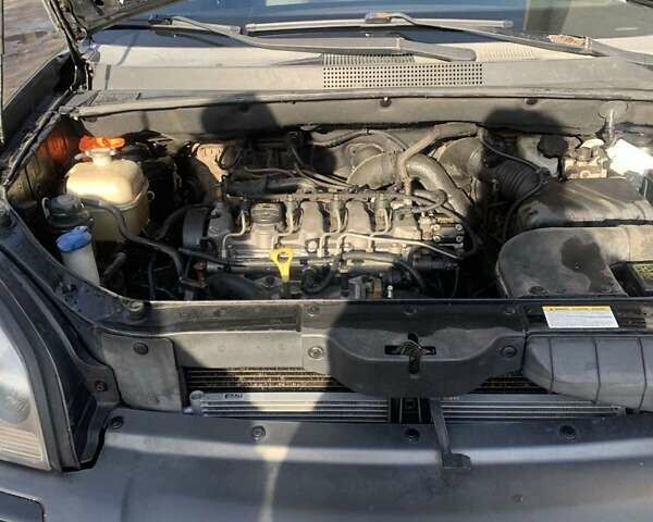 Хендай Туксон 2005 у Сумах на Automoto.ua Чорний Хендай Туксон, об'ємом двигуна 1.99 л та пробігом 294 тис. км за 4500 $, фото 12 на Automoto.ua