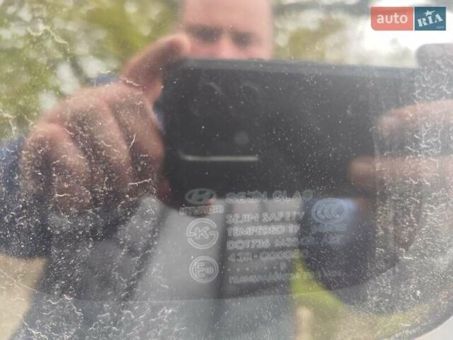 Черный Хендай Туксон, объемом двигателя 2 л и пробегом 299 тыс. км за 6000 $, фото 27 на Automoto.ua