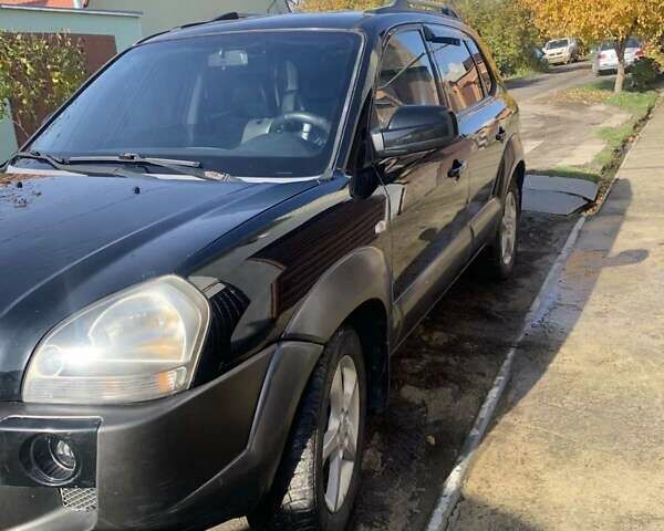 Хендай Туксон 2005 у Сумах на Automoto.ua Чорний Хендай Туксон, об'ємом двигуна 1.99 л та пробігом 294 тис. км за 4500 $, фото 9 на Automoto.ua