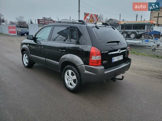 Чорний Хендай Туксон, об'ємом двигуна 2 л та пробігом 180 тис. км за 4500 $, фото 3 на Automoto.ua