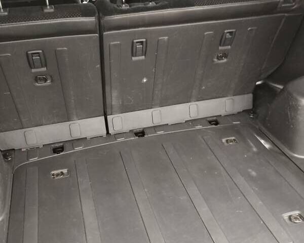 Черный Хендай Туксон, объемом двигателя 1.99 л и пробегом 250 тыс. км за 6650 $, фото 5 на Automoto.ua