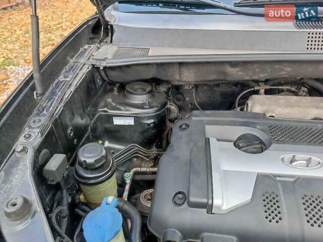 Хендай Туксон 2005 в Харькове на Automoto.ua Черный Хендай Туксон, объемом двигателя 1.98 л и пробегом 192 тыс. км за 7200 $, фото 31 на Automoto.ua