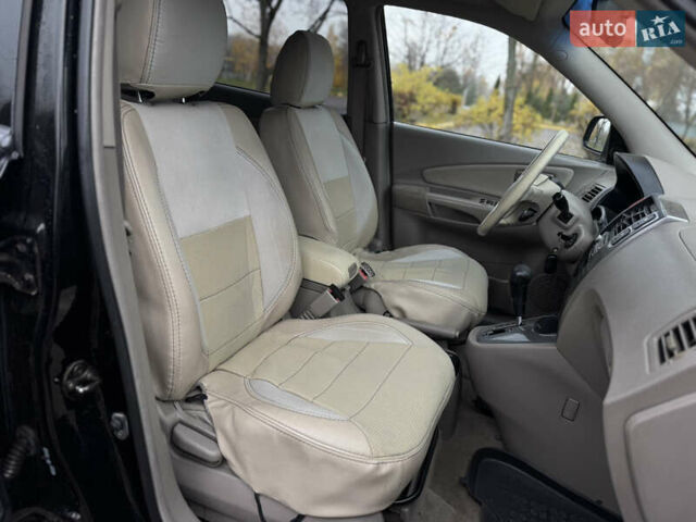 Черный Хендай Туксон, объемом двигателя 2.7 л и пробегом 220 тыс. км за 6950 $, фото 7 на Automoto.ua