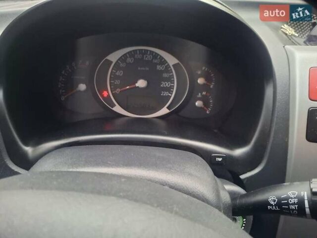 Черный Хендай Туксон, объемом двигателя 2 л и пробегом 224 тыс. км за 6800 $, фото 2 на Automoto.ua