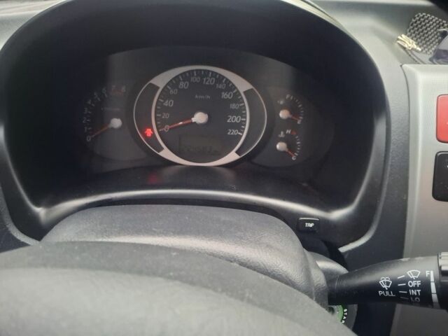 Черный Хендай Туксон, объемом двигателя 2 л и пробегом 224 тыс. км за 6800 $, фото 3 на Automoto.ua