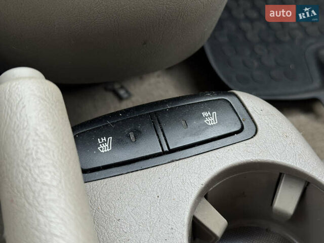 Черный Хендай Туксон, объемом двигателя 2.7 л и пробегом 220 тыс. км за 6950 $, фото 16 на Automoto.ua