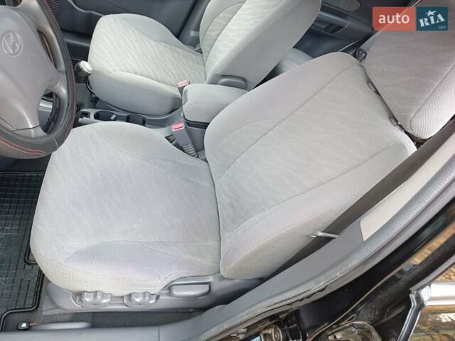 Хендай Туксон 2005 в Харькове на Automoto.ua Черный Хендай Туксон, объемом двигателя 1.98 л и пробегом 192 тыс. км за 7200 $, фото 20 на Automoto.ua