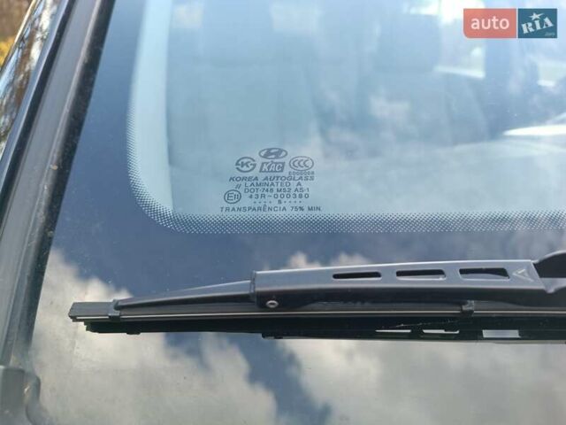 Хендай Туксон 2005 в Харькове на Automoto.ua Черный Хендай Туксон, объемом двигателя 1.98 л и пробегом 192 тыс. км за 7200 $, фото 27 на Automoto.ua