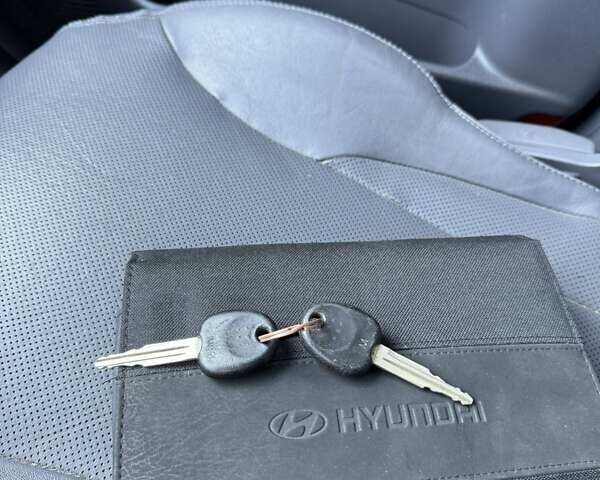 Хендай Туксон 2005 у Вознесенске на Automoto.ua Чорний Хендай Туксон, об'ємом двигуна 1.98 л та пробігом 144 тис. км за 7500 $, фото 10 на Automoto.ua