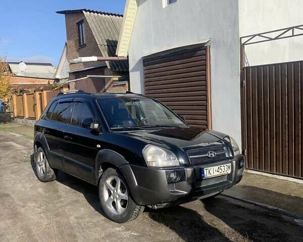 Хендай Туксон 2005 у Сумах на Automoto.ua Чорний Хендай Туксон, об'ємом двигуна 1.99 л та пробігом 294 тис. км за 4500 $, фото 2 на Automoto.ua