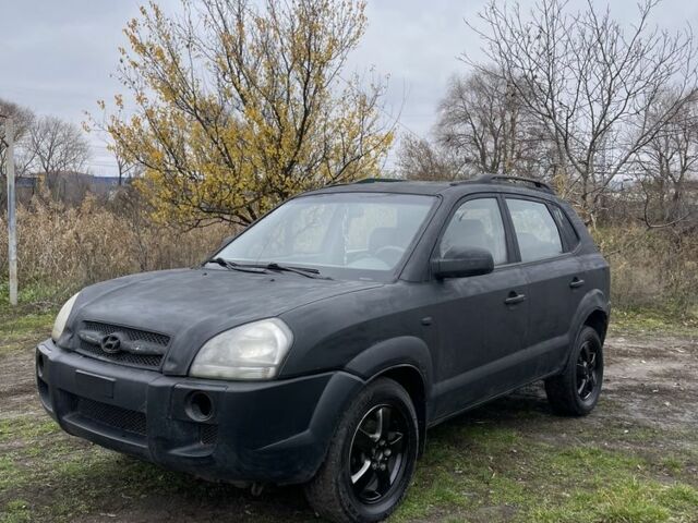 Чорний Хендай Туксон, об'ємом двигуна 2 л та пробігом 320 тис. км за 3000 $, фото 2 на Automoto.ua