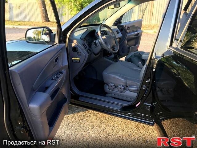 Хендай Туксон 2005 в Первомайском на Automoto.ua Черный Хендай Туксон, объемом двигателя 2 л и пробегом 253 тыс. км за 7700 $, фото 8 на Automoto.ua