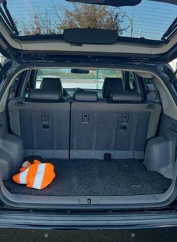 Хендай Туксон 2005 в Харькове на Automoto.ua Черный Хендай Туксон, объемом двигателя 1.98 л и пробегом 173 тыс. км за 8000 $, фото 31 на Automoto.ua