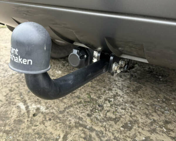 Черный Хендай Туксон, объемом двигателя 2 л и пробегом 201 тыс. км за 7750 $, фото 18 на Automoto.ua