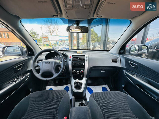 Черный Хендай Туксон, объемом двигателя 0 л и пробегом 202 тыс. км за 8200 $, фото 23 на Automoto.ua