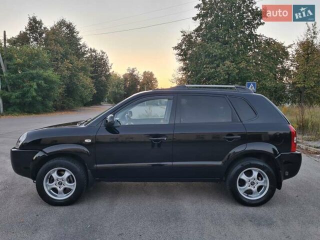 Хендай Туксон 2006 в Шостке на Automoto.ua Черный Хендай Туксон, объемом двигателя 1.98 л и пробегом 280 тыс. км за 8200 $, фото 8 на Automoto.ua