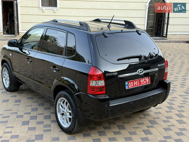 Чорний Хендай Туксон, об'ємом двигуна 1.98 л та пробігом 212 тис. км за 8200 $, фото 32 на Automoto.ua