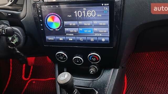 Хендай Туксон 2006 в Гайсине на Automoto.ua Черный Хендай Туксон, объемом двигателя 1.98 л и пробегом 124 тыс. км за 8000 $, фото 4 на Automoto.ua