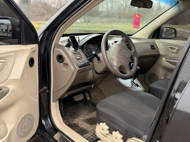 Чорний Хендай Туксон, об'ємом двигуна 0 л та пробігом 320 тис. км за 6100 $, фото 6 на Automoto.ua