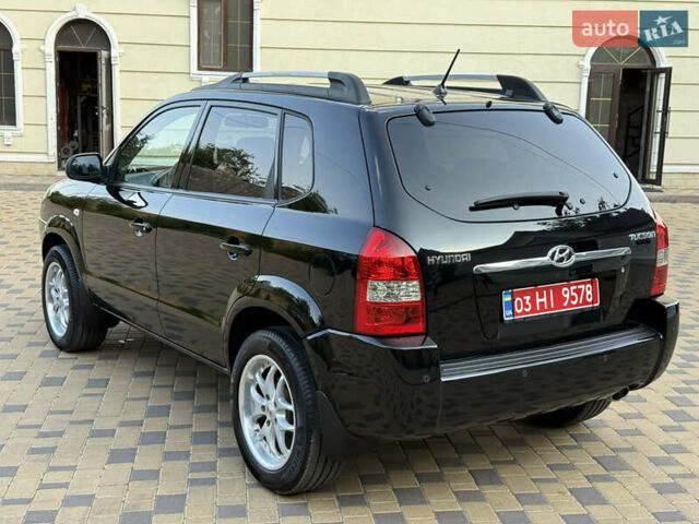Чорний Хендай Туксон, об'ємом двигуна 1.98 л та пробігом 212 тис. км за 8200 $, фото 16 на Automoto.ua