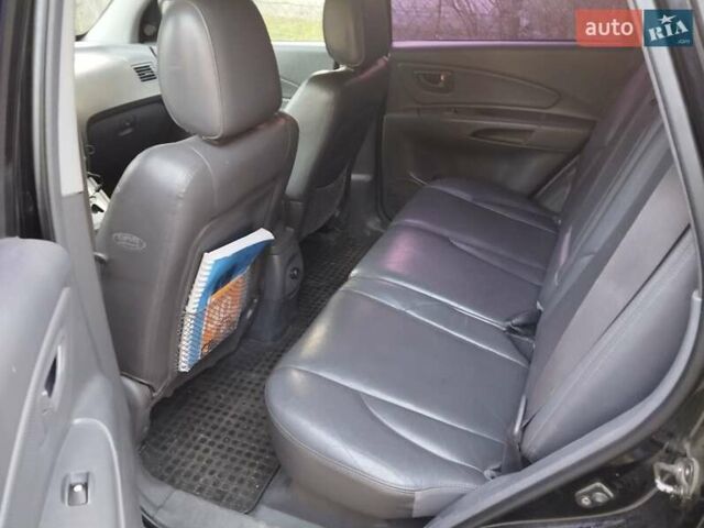 Хендай Туксон 2006 в Львове на Automoto.ua Черный Хендай Туксон, объемом двигателя 1.99 л и пробегом 220 тыс. км за 6900 $, фото 14 на Automoto.ua