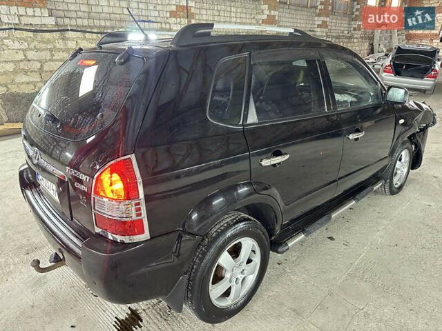 Чорний Хендай Туксон, об'ємом двигуна 2 л та пробігом 252 тис. км за 3000 $, фото 10 на Automoto.ua