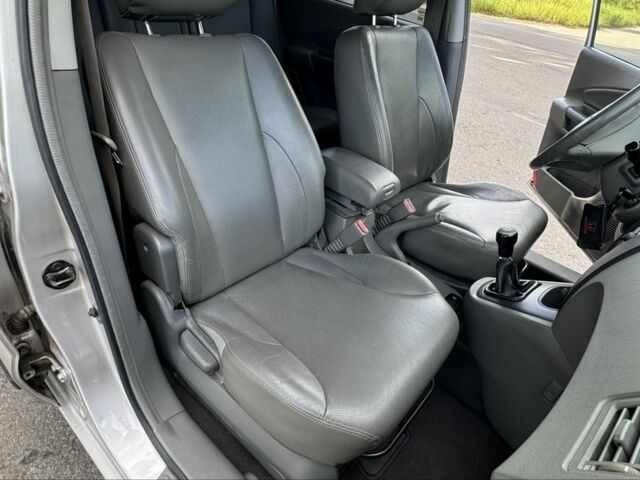 Черный Хендай Туксон, объемом двигателя 2 л и пробегом 266 тыс. км за 7700 $, фото 14 на Automoto.ua