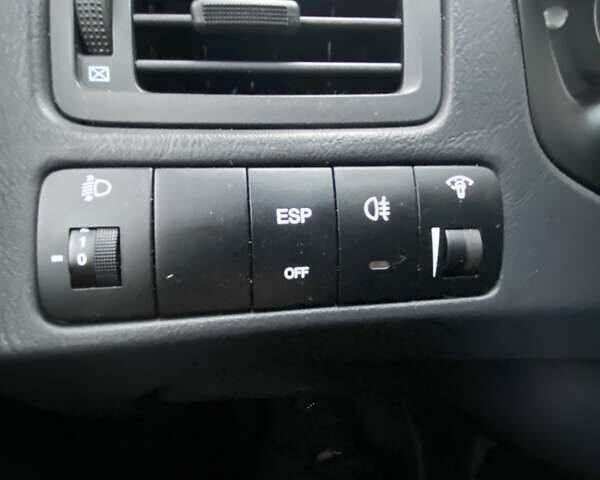 Чорний Хендай Туксон, об'ємом двигуна 1.98 л та пробігом 202 тис. км за 7350 $, фото 25 на Automoto.ua