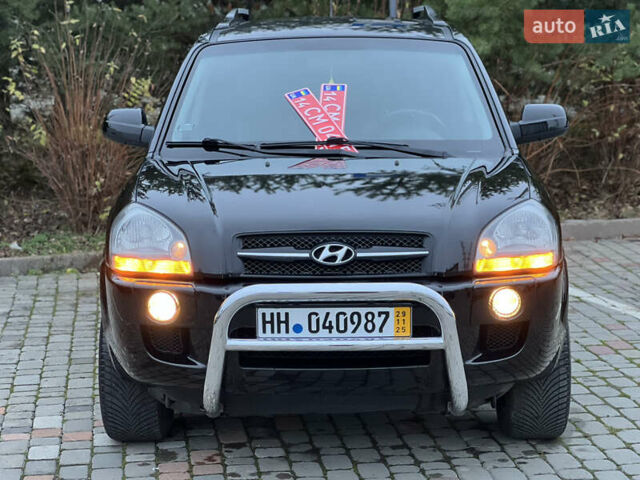 Чорний Хендай Туксон, об'ємом двигуна 1.98 л та пробігом 170 тис. км за 6999 $, фото 34 на Automoto.ua