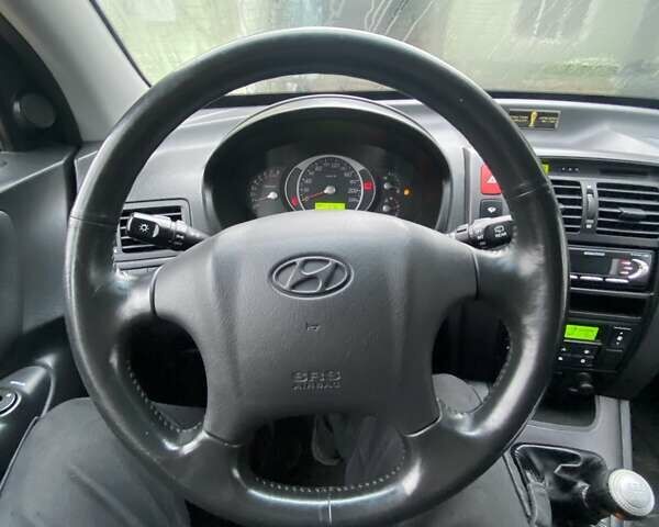 Чорний Хендай Туксон, об'ємом двигуна 1.98 л та пробігом 202 тис. км за 7350 $, фото 22 на Automoto.ua