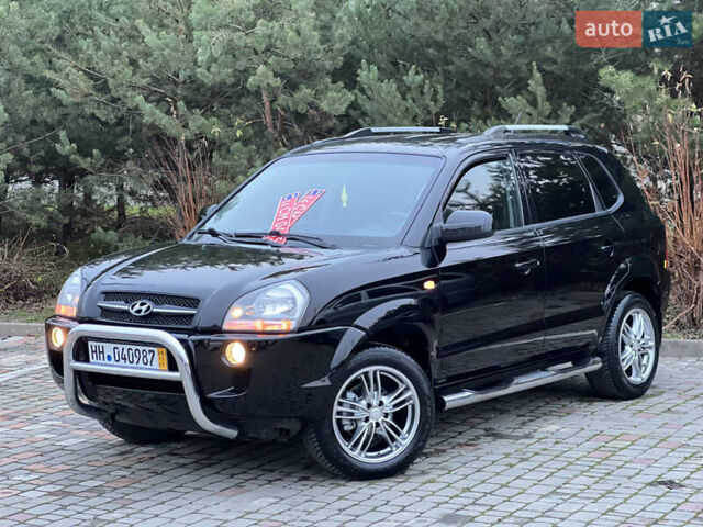 Чорний Хендай Туксон, об'ємом двигуна 1.98 л та пробігом 170 тис. км за 6999 $, фото 9 на Automoto.ua