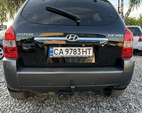 Черный Хендай Туксон, объемом двигателя 2 л и пробегом 225 тыс. км за 7350 $, фото 20 на Automoto.ua