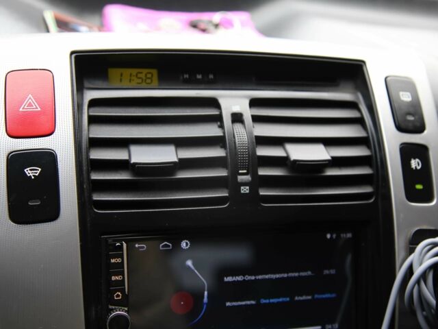 Черный Хендай Туксон, объемом двигателя 2.7 л и пробегом 217 тыс. км за 8600 $, фото 15 на Automoto.ua