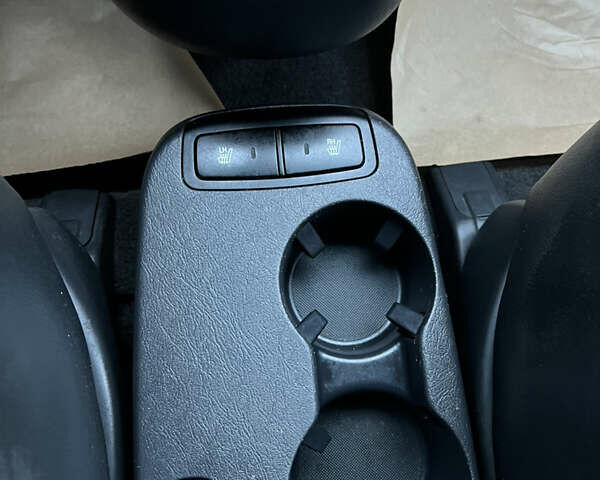 Чорний Хендай Туксон, об'ємом двигуна 1.98 л та пробігом 170 тис. км за 6999 $, фото 41 на Automoto.ua