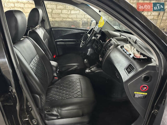 Чорний Хендай Туксон, об'ємом двигуна 2 л та пробігом 252 тис. км за 3000 $, фото 14 на Automoto.ua