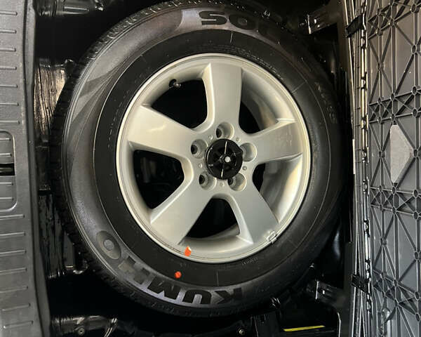 Чорний Хендай Туксон, об'ємом двигуна 1.98 л та пробігом 170 тис. км за 6999 $, фото 12 на Automoto.ua