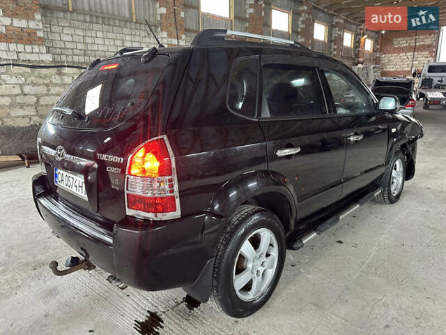 Чорний Хендай Туксон, об'ємом двигуна 2 л та пробігом 252 тис. км за 3000 $, фото 7 на Automoto.ua