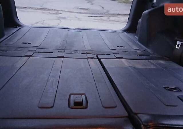 Черный Хендай Туксон, объемом двигателя 1.98 л и пробегом 320 тыс. км за 6300 $, фото 36 на Automoto.ua